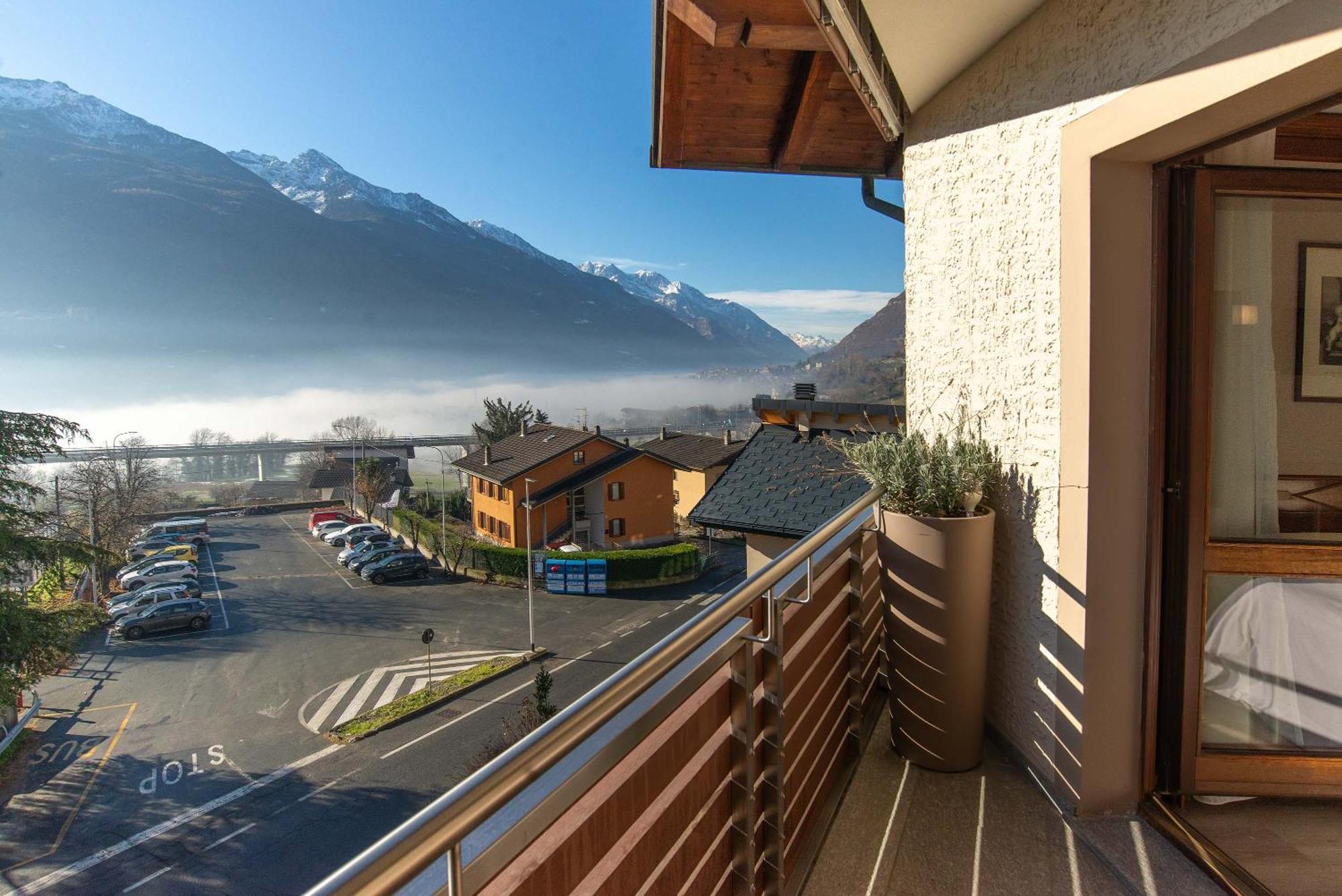 Hotel Relais Du Foyer Châtillon Exterior foto